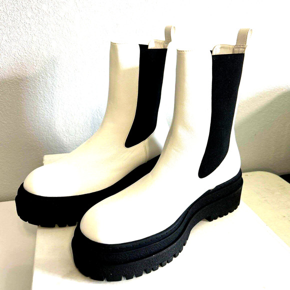 Good American Chunky Leather New Chelsea White and Black Combat Boots NIB 9.5 - Picture 1 of 8
